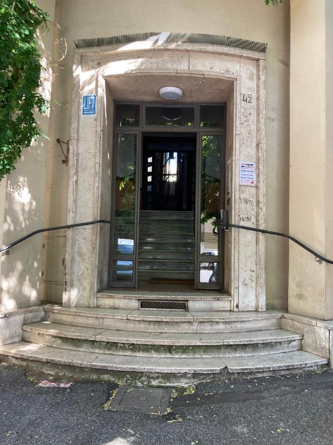 דירות רומא La Casa Dell'Appio מראה חיצוני תמונה
